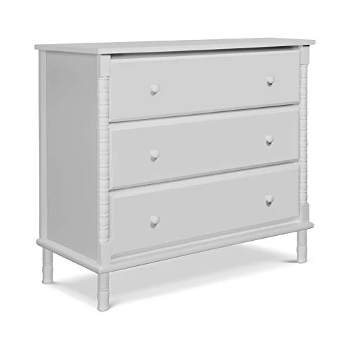 DaVinci Jenny Lind Spindle 6-Drawer Dresser In White 12 DaVinci Jenny Lind Spindle 6-Drawer Dresser In White - Image 12
