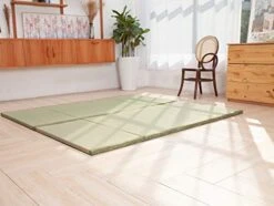 MustMat Tatami Mat Japanese Futon Mattress Traditional Japanese Tatami Bed Rush Grass Folds Easily 35.4"x78.7"x1.2" (2 Piece Set) -Songmics Furniture Shop 41T7yj71bvL