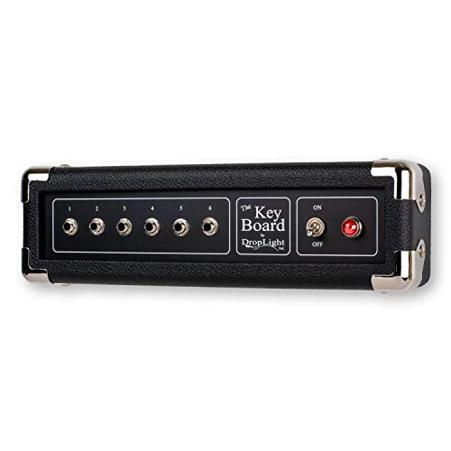 DropLight Ind. Handcrafted Guitar Amp Wall Mounted Key Holder With 6 Keychains (Hammer) 2 DropLight Ind. Handcrafted Guitar Amp Wall Mounted Key Holder With 6 Keychains (Hammer) - Image 2