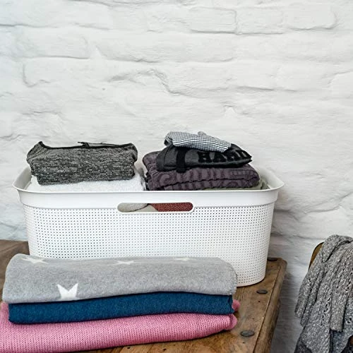 Rotho, Brisen, Set Of 4 Laundry Basket 41 L, Plastic (PP) BPA-free, White, 4 X 40l (59,6 X 39,6 X 31,3 Cm) 2 Rotho, Brisen, Set Of 4 Laundry Basket 41 L, Plastic (PP) BPA-free, White, 4 X 40l (59,6 X 39,6 X 31,3 Cm) - Image 2