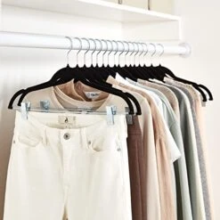 Amazon Basics Velvet, Non-Slip Skirt Clothes Hangers With Clips, Pack Of 24, Black/Silver -Songmics Furniture Shop 51PZvU5PuJL