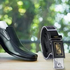 10 Pieces Acrylic Belt Display Stands Acrylic Belt Holder Clear Belt Organizer Belt Display Case Space Saver Case For Men And Women Belt, Store Display Or Home Use -Songmics Furniture Shop 51ZDfC61cLS