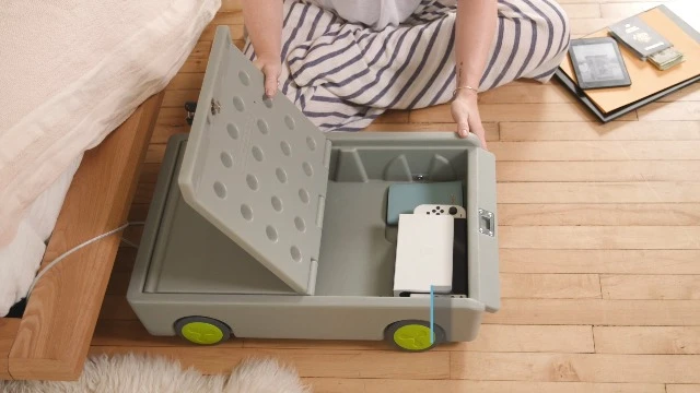 ECR4Kids Lock And Roll Personal Safe, Travel Lockbox, Grey 6 ECR4Kids Lock And Roll Personal Safe, Travel Lockbox, Grey - Image 6