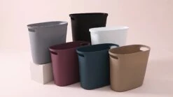 JiatuA Plastic Small Trash Can Slim Waste Basket With Handles 3.2 Gallon Narrow Garbage Container Bin For Bathroom, Bedroom, Kitchen, Home Office Under Desk, Dorm, Laundry Room, Kids Room, Black -Songmics Furniture Shop 61khjtkq21L